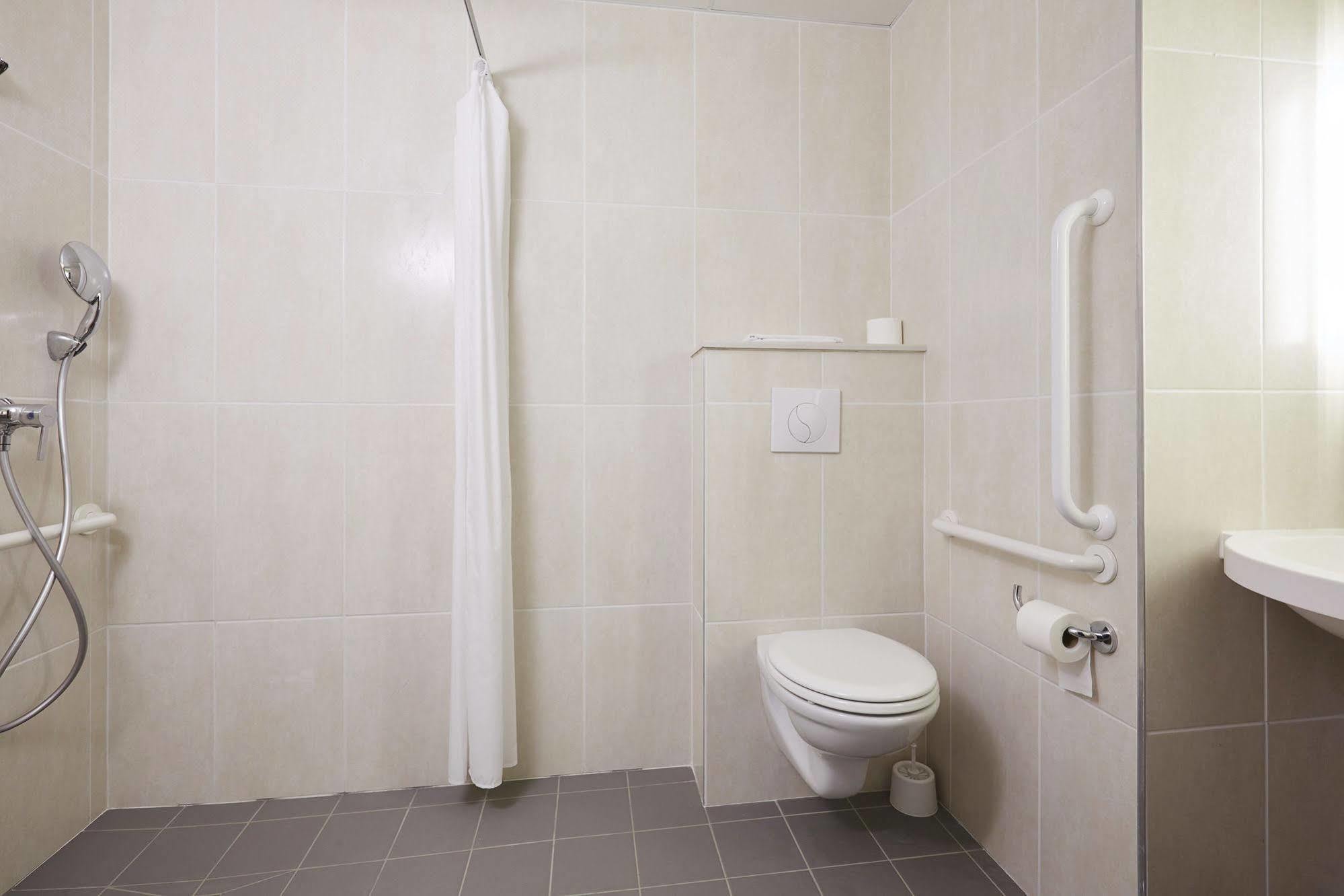 B&B Hotel Nantes Reze St Sebastien Saint-Sébastien-sur-Loire Eksteriør bilde
